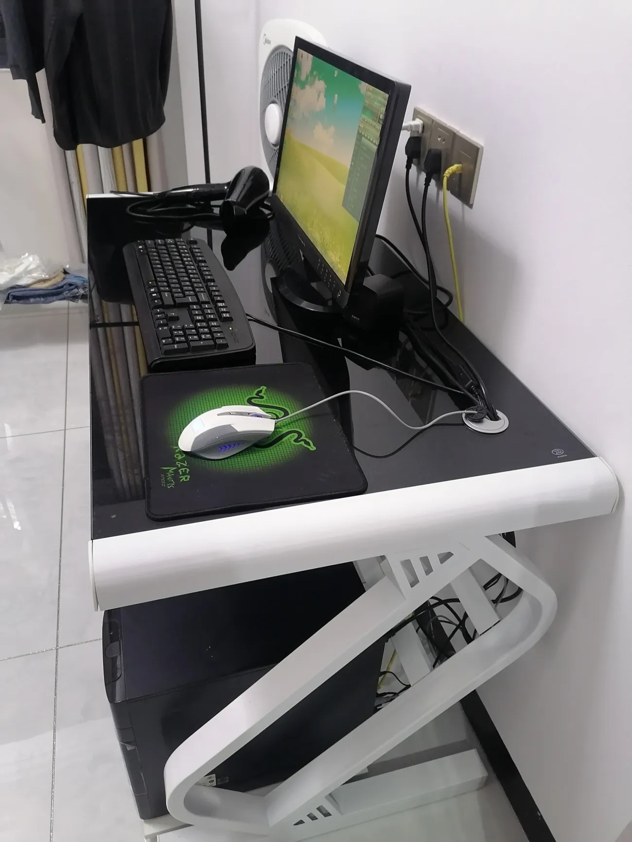 Computer Desk Home Live Gaming - Esports Gaming School recensione e prezzo
